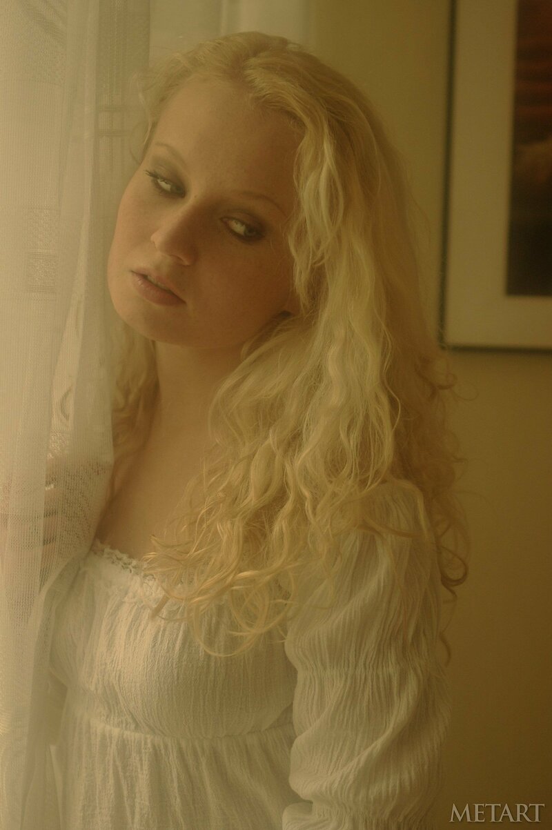 Инесса, 23 года, 1 размер груди